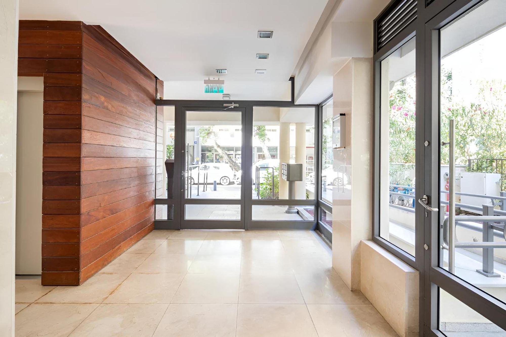 Luxury Oasis Tel Aviv Beach Экстерьер фото